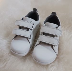 White bobux grass court size 23